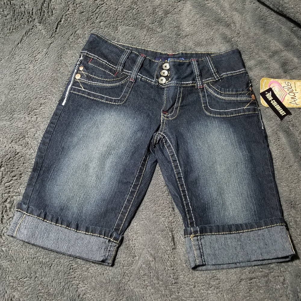 Junior's jean shorts